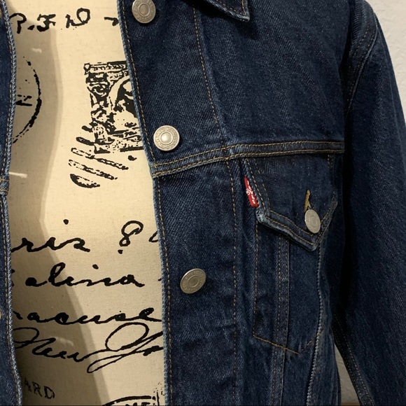 Levis Dark Wash Denim Jacket With Graphic Sz Small - Picture 5 of 5